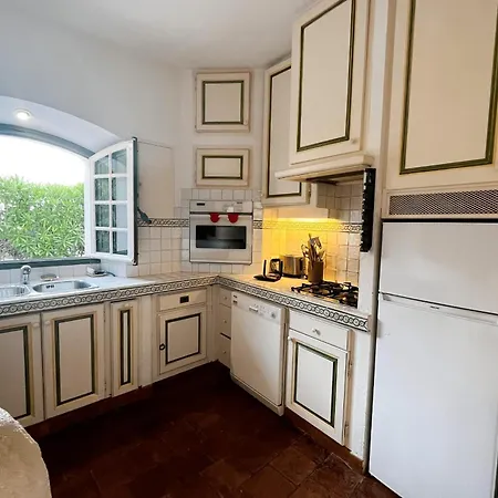 Beautiful Fisherman House And A Mooring - Wifi Hébergement de vacances Grimaud